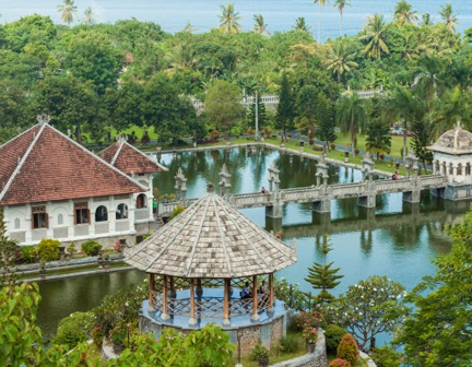 Singapore with Bali